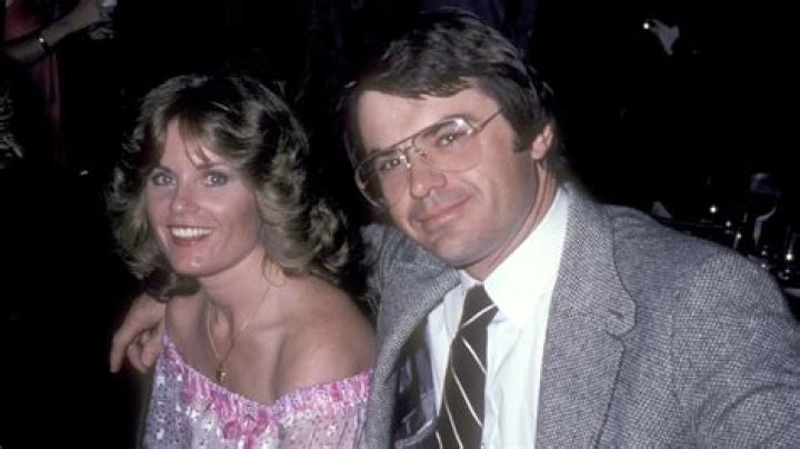 Robert Urich - Bio, Age, net worth, height, Wiki, Facts and Family