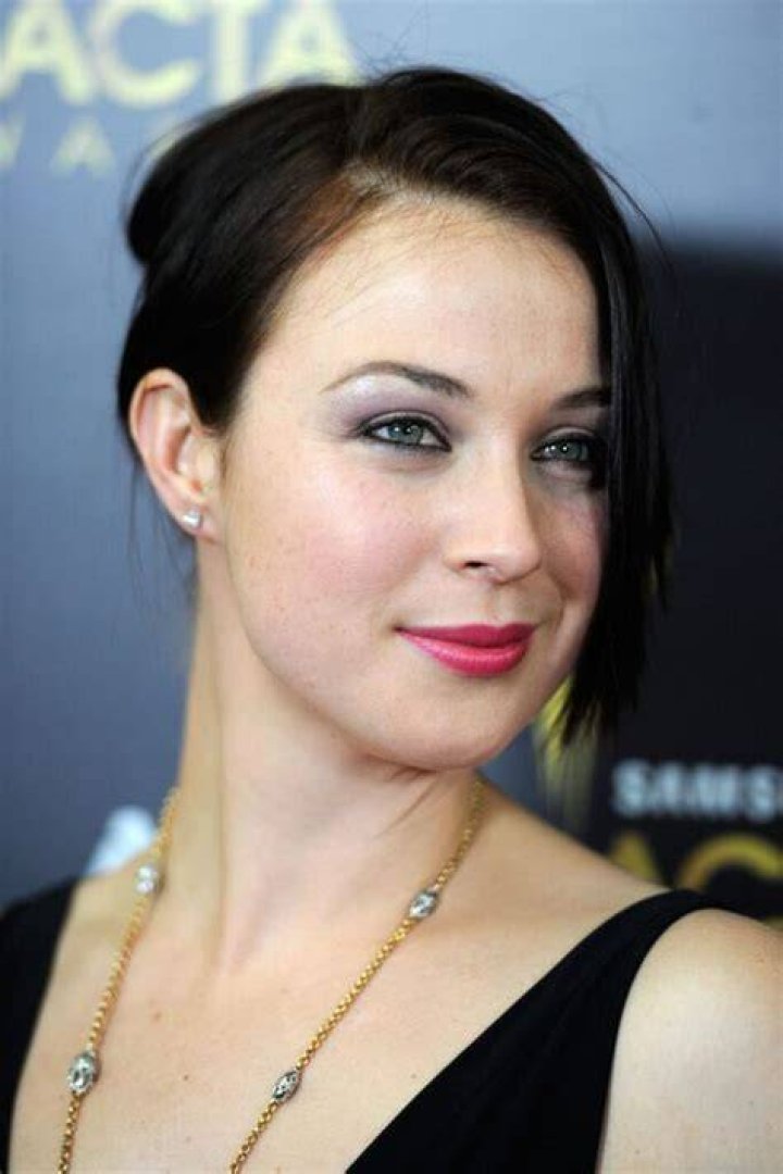 Robin McLeavy - Bio, Age, Wiki, Facts and Family