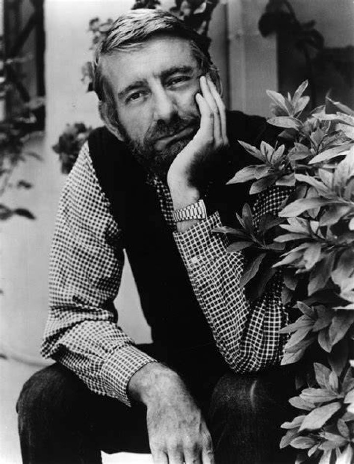 Rod McKuen - Bio, Age, net worth, Wiki, Facts and Family