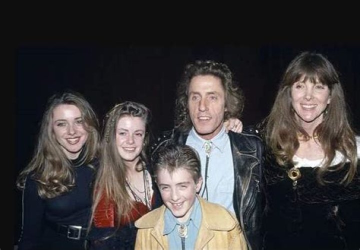 Roger Daltrey - Bio, Age, net worth, height, Wiki, Facts and Family