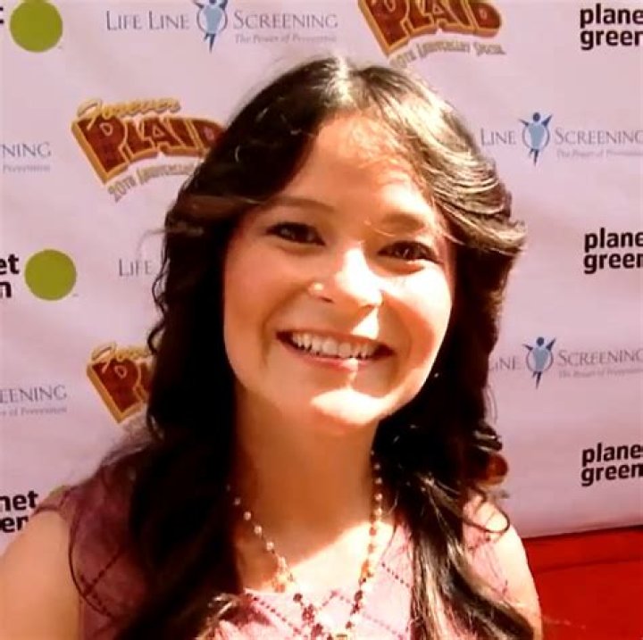 Romi Dames - Bio, Age, Wiki, Facts and Family