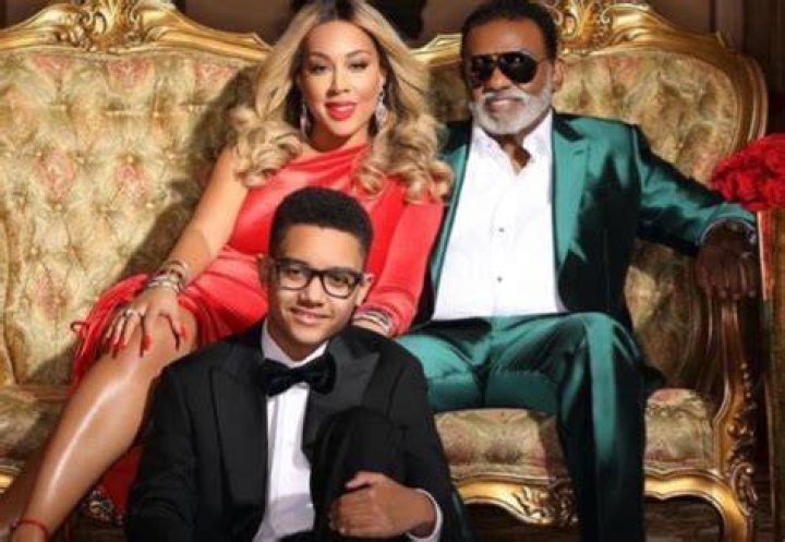 Ronald Isley - Bio, Age, net worth, siblings, Wiki, Facts and Family