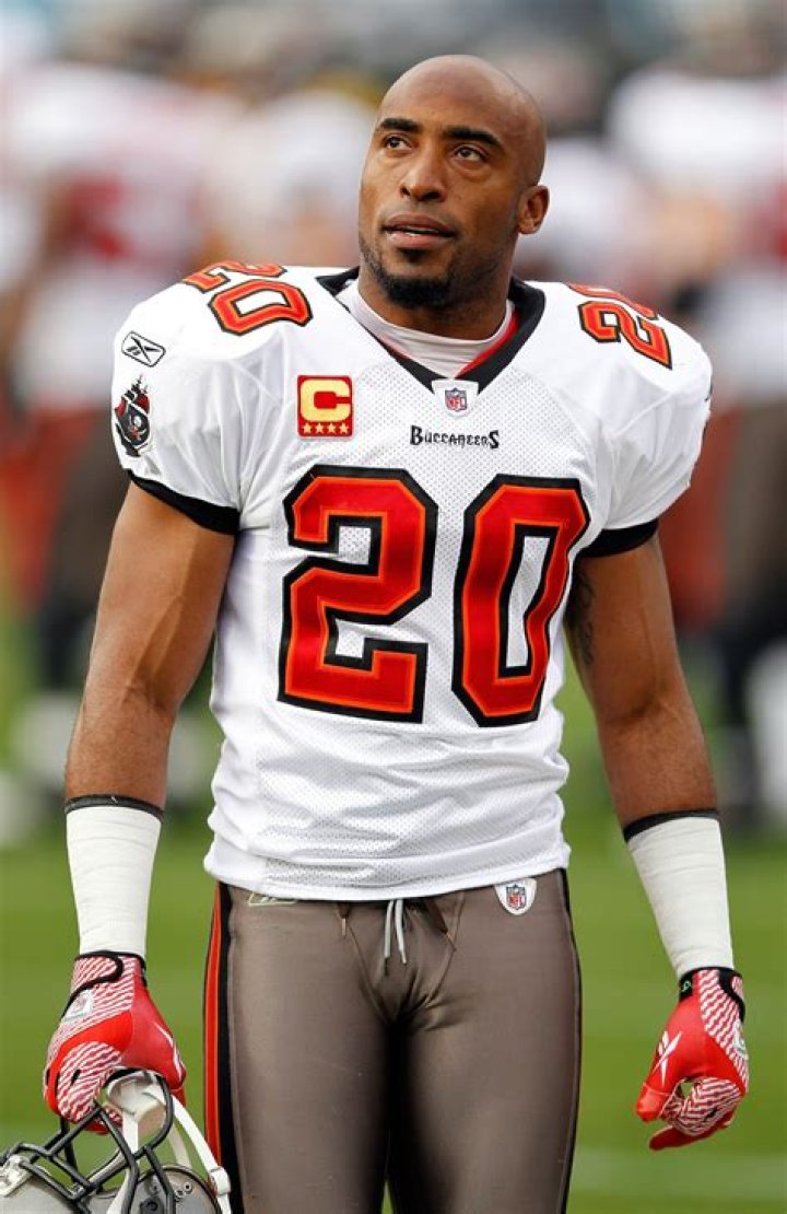 Ronde Barber - Bio, Age, net worth, height, Wiki, Facts and Family