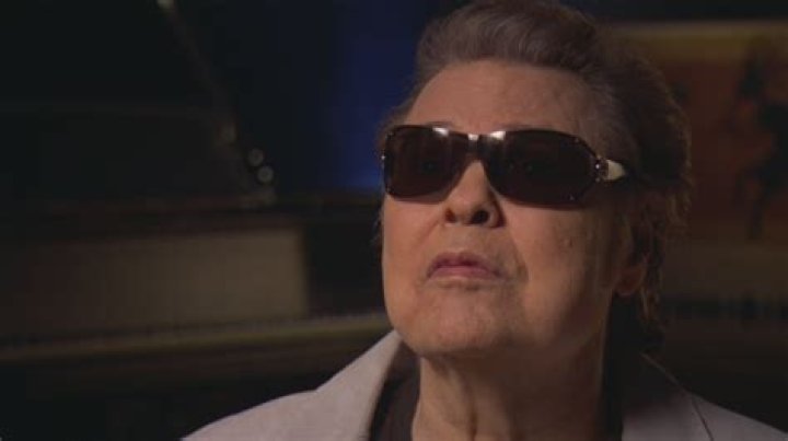 Ronnie Milsap - Bio, Age, net worth, Wiki, Facts and Family