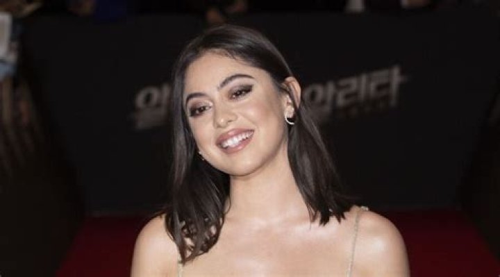 Rosa Salazar - Bio, Age, Wiki, Facts and Family
