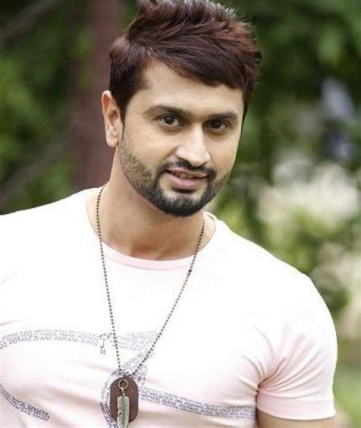 Roshan Prince - Bio, Age, height, Wiki, Facts and Family