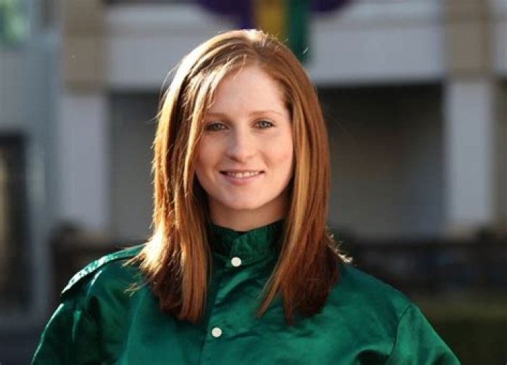 Rosie Napravnik - Bio, Age, Wiki, Facts and Family