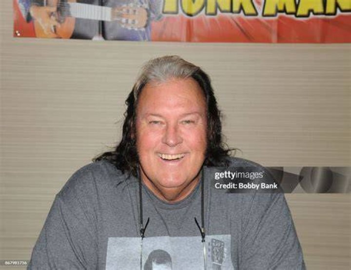Roy Wayne Farris - Bio, Age, height, Wiki, Facts and Family