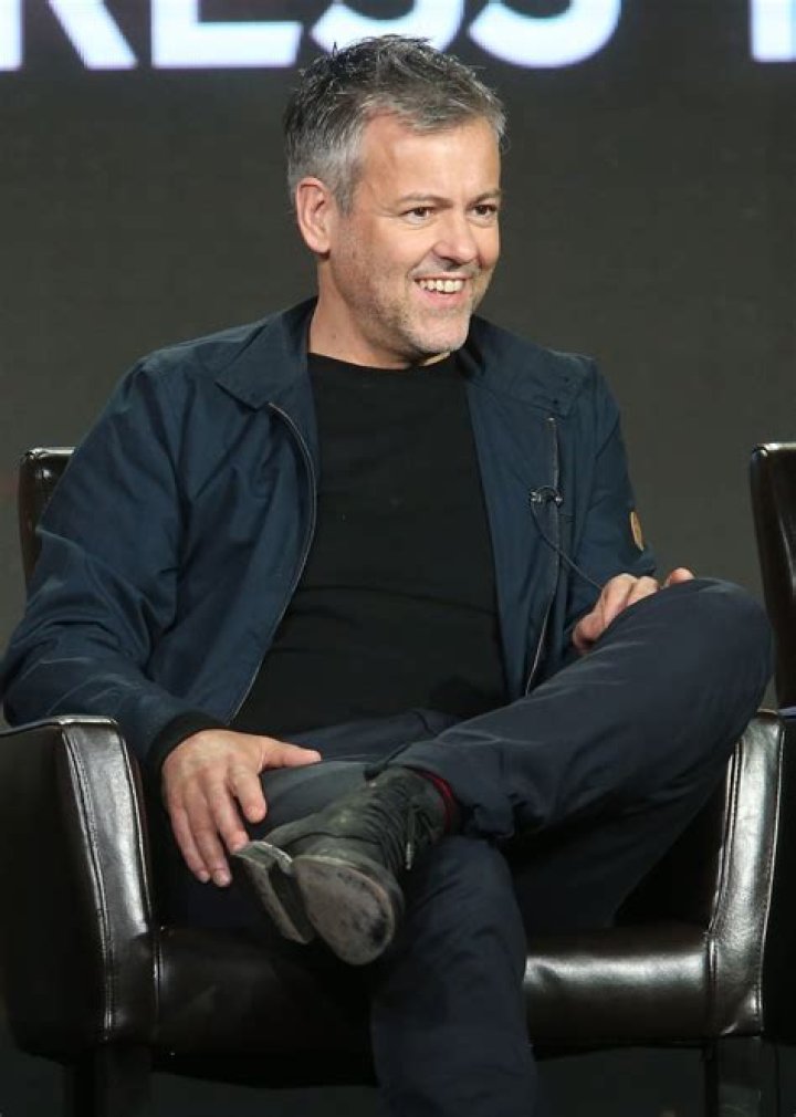 Rupert Graves - Bio, Age, net worth, height, Wiki, Facts and Family