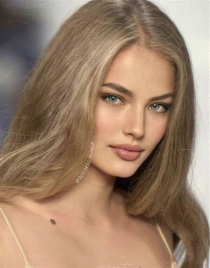 Ruslana Korshunova - Bio, Age, Wiki, Facts and Family
