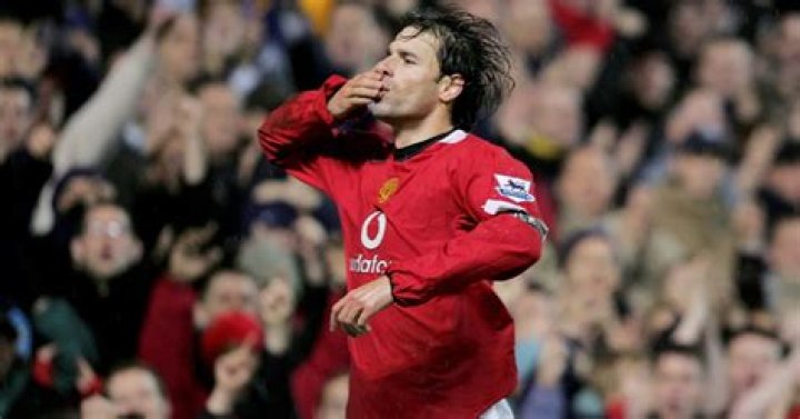 Ruud van Nistelrooy - Bio, Age, net worth, weight, height, Wiki, Facts and Family
