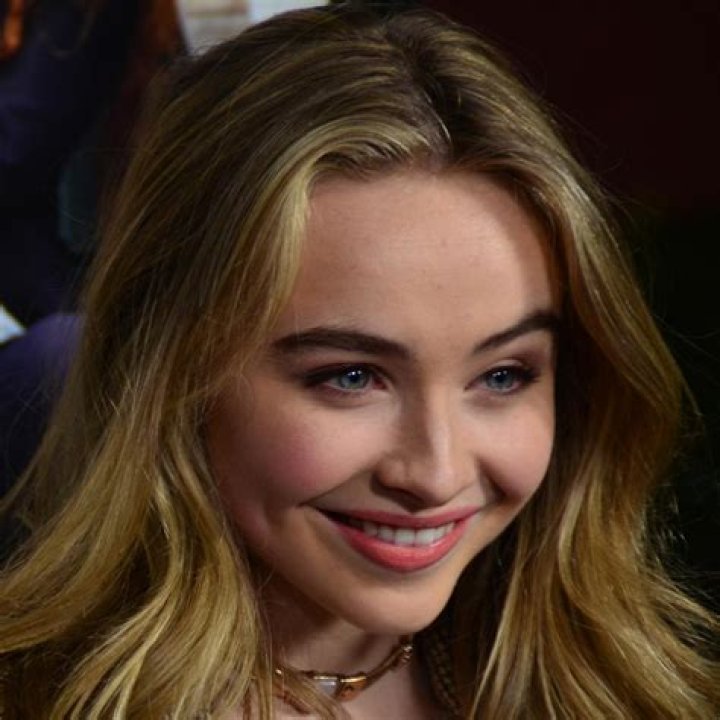 Sabrina Carpenter - Bio, Age, Wiki, Facts and Family