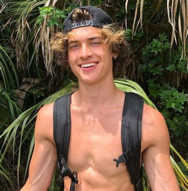 Sam Hurley - Bio, Age, Wiki, Facts and Family