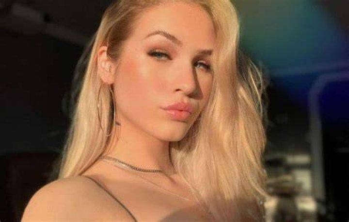 Sam Riggs Bozoian (author)-Wiki, Age, Net Worth, Biography , Spotify, TikTok, Facebook, Facts and Family