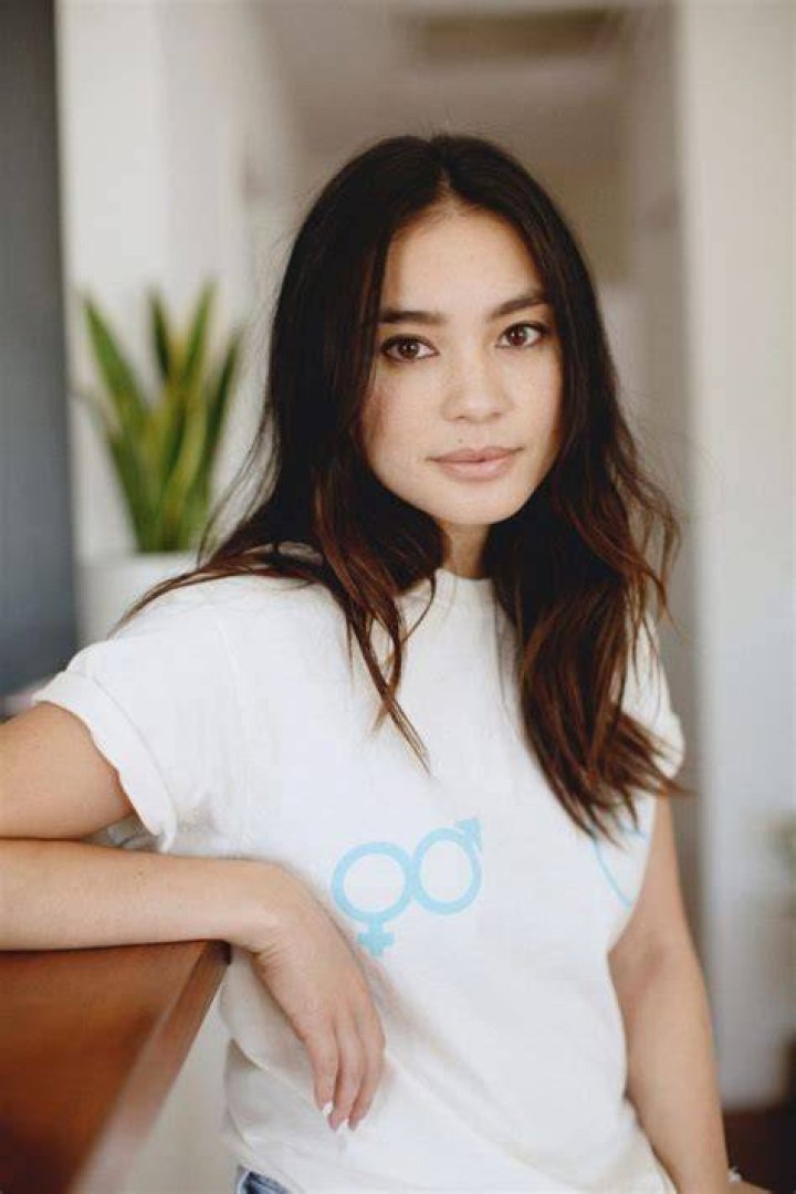 Samantha Duenas - Bio, Age, Wiki, Facts and Family