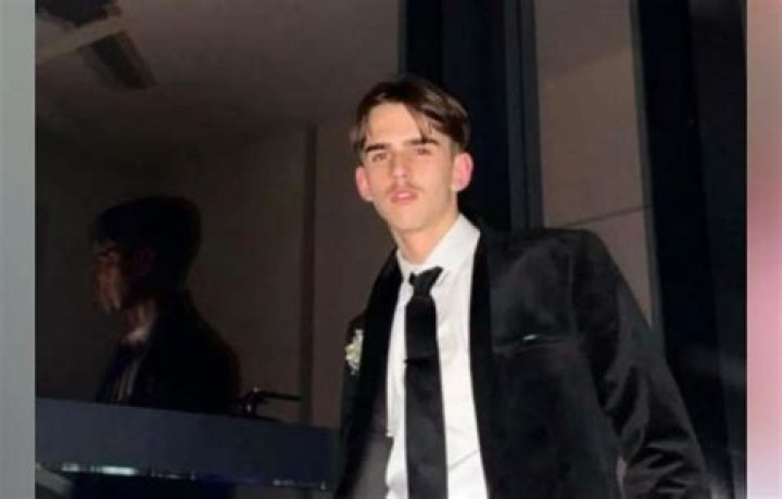 Samuel Snell (webvideostar) - Wikipedia, Age, Net Worth, Biography , Spotify, TikTok, Facebook, Facts and Family