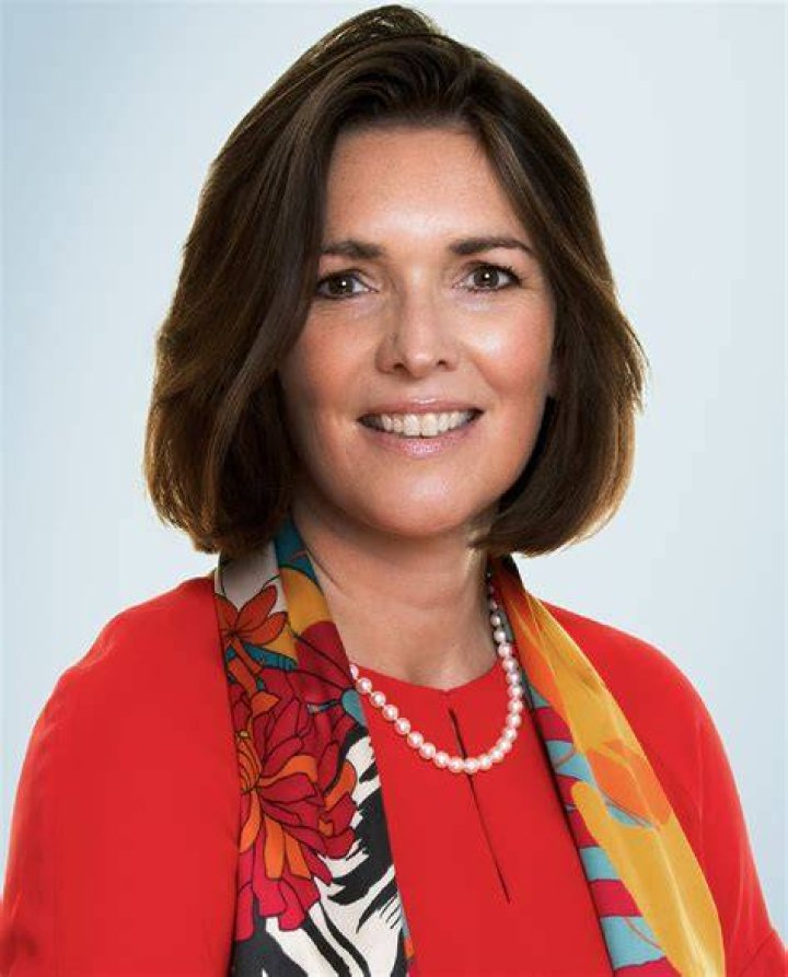 Sarah Alexander - Bio, Age, Wiki, Facts and Family