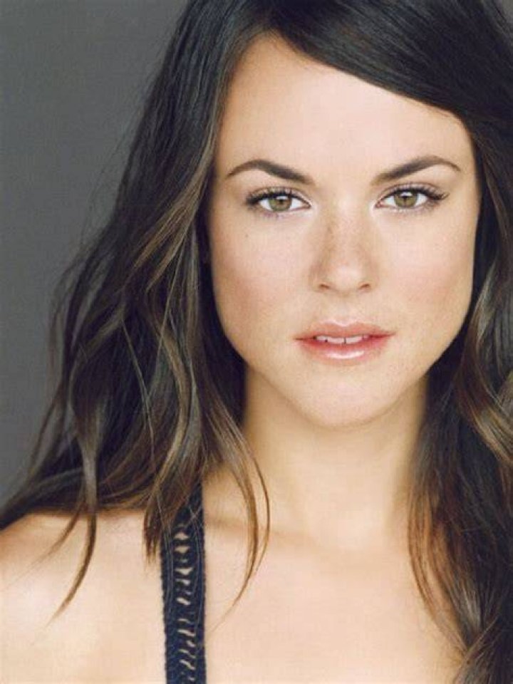 Sarah Butler - Bio, Age, Wiki, Facts and Family