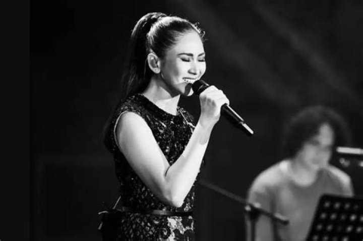 Sarah Geronimo - Bio, Age, Wiki, Facts and Family