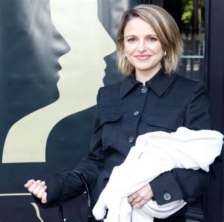 Sarah-Jeanne Labrosse - Bio, Age, Wiki, Facts and Family