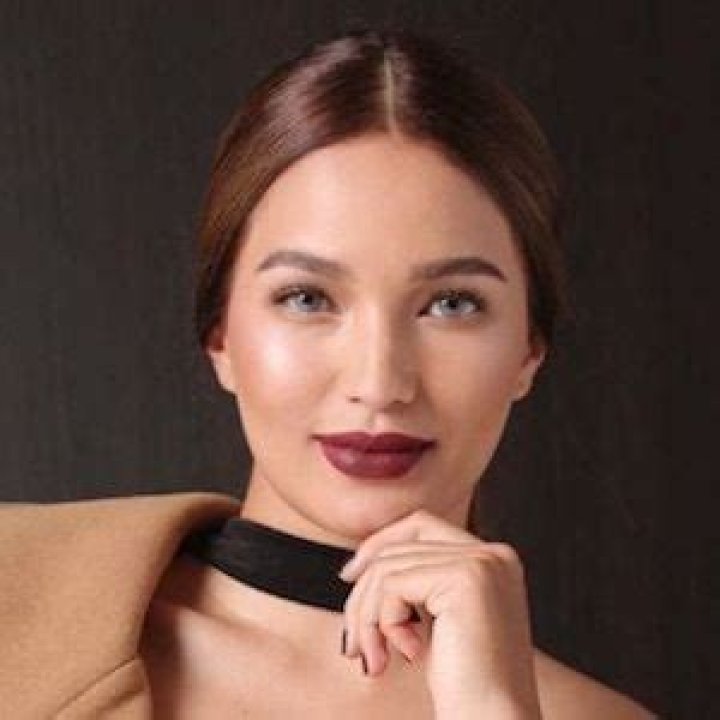 Sarah Lahbati - Bio, Age, Wiki, Facts and Family