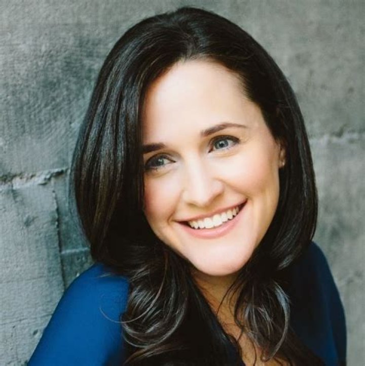 Sarah Mlynowski - Bio, Age, Wiki, Facts and Family