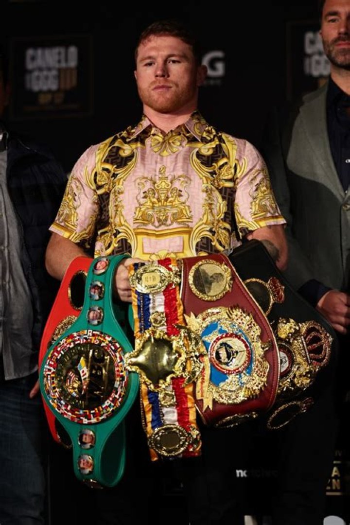 Saul Alvarez - Bio, Age, net worth, weight, height, Wiki, Facts and Family
