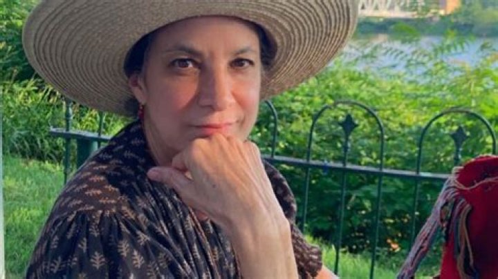Saundra Santiago - Bio, Age, Wiki, Facts and Family