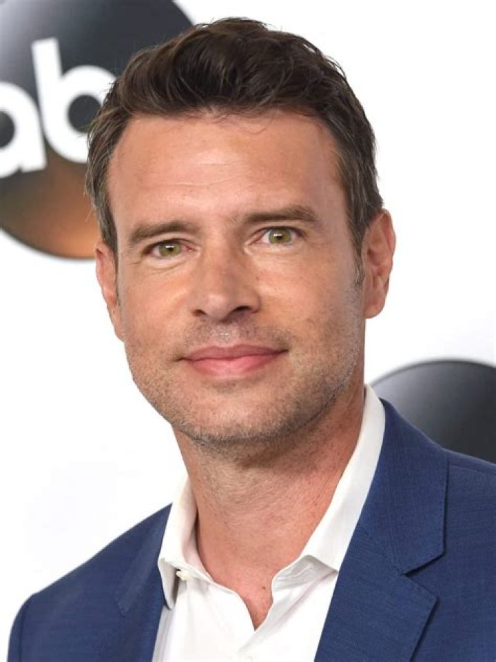 Scott Foley - Bio, Age, net worth, height, Wiki, Facts and Family