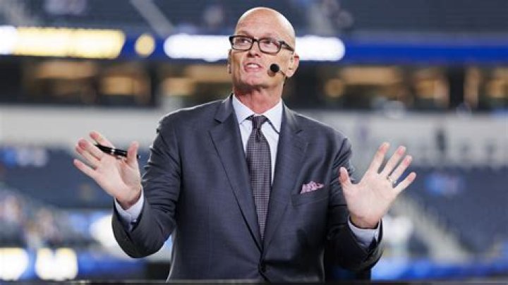 Scott Van Pelt - Bio, Age, height, Wiki, Facts and Family