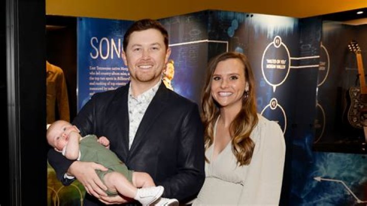 Scotty McCreery - Bio, Age, net worth, height, Wiki, Facts and Family