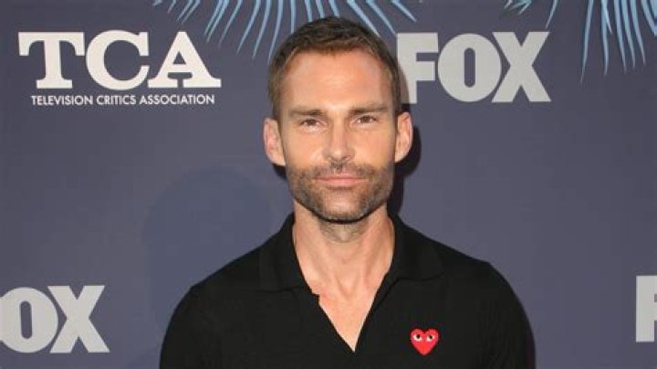 Seann William Scott - Bio, Age, net worth, siblings, height, Wiki, Facts and Family