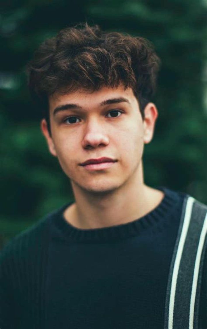 Sebastian Olzanski - Bio, Age, Wiki, Facts and Family