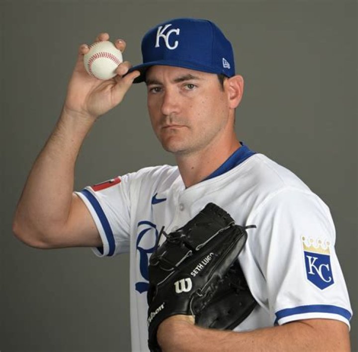 Seth Lugo - Bio, Age, height, Wiki, Facts and Family