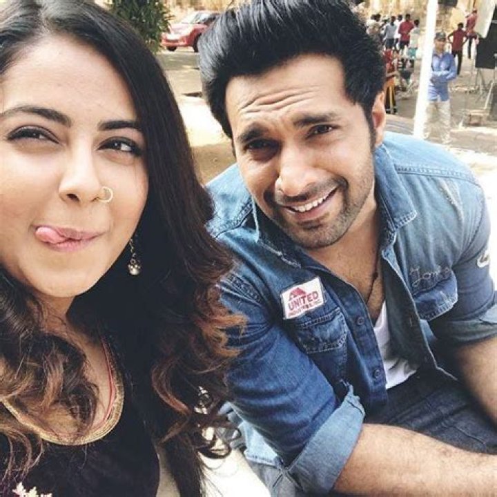 Shaleen Malhotra - Bio, Age, Wiki, Facts and Family