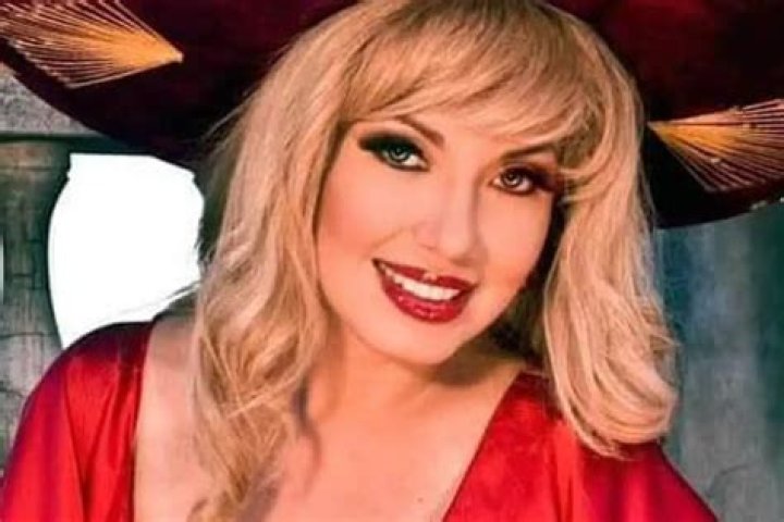 Sharon la Hechicera - Bio, Age, Wiki, Facts and Family