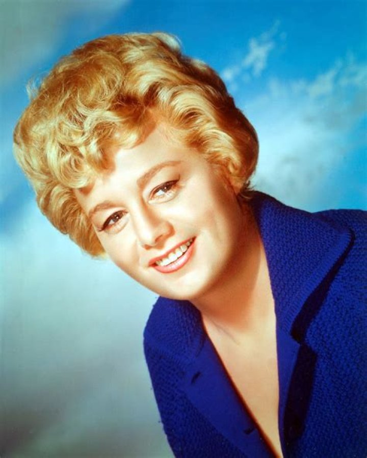 Shelley Winters - Bio, Age, Wiki, Facts and Family