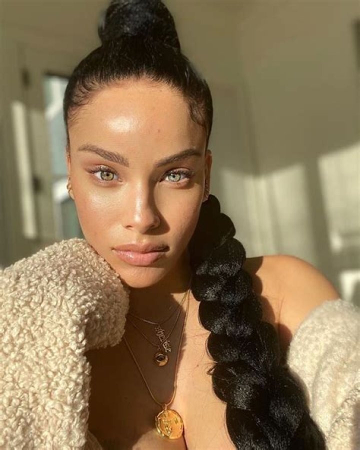 Sherise Cromwell - Bio, Age, Wiki, Facts and Family