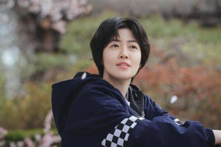 Shim Eun-kyung - Bio, Age, Wiki, Facts and Family