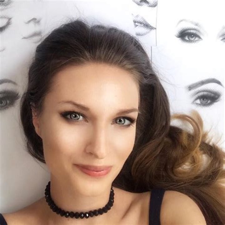 Silvie Mahdal: YouTube Star Detailed Bio, Age, Birthday, & Height Insights and more