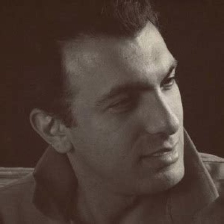 Sina Valiollah - Bio, Age, Wiki, Facts and Family