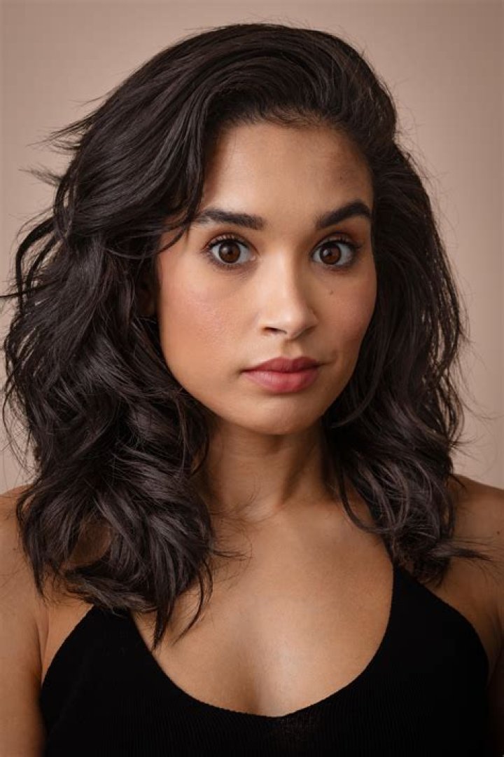 Sinead De Vries - Bio, Age, Wiki, Facts and Family