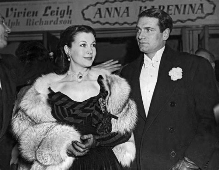 Sir Laurence Olivier - Bio, Age, Wiki, Facts and Family