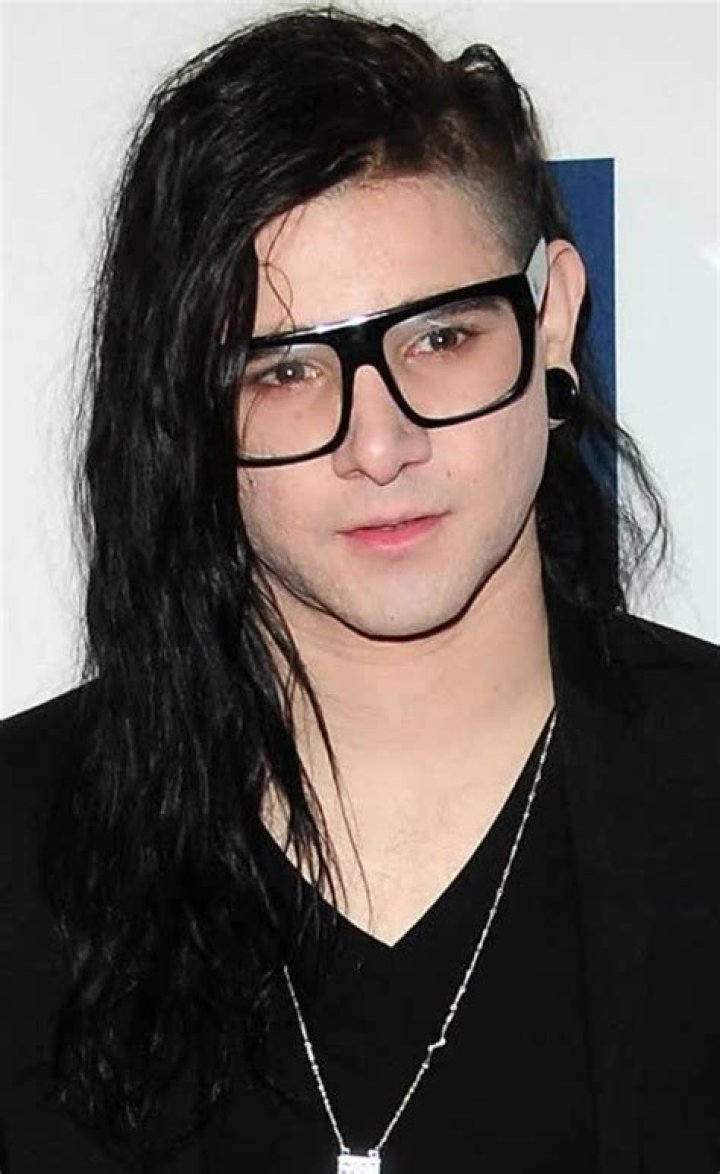 Skrillex - Bio, Age, net worth, height, Wiki, Facts and Family