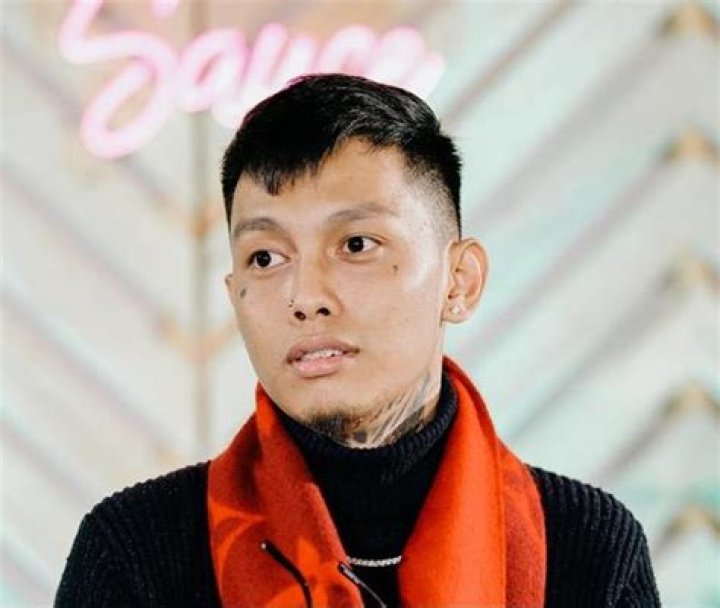 Skusta Clee - Bio, Age, Wiki, Facts and Family