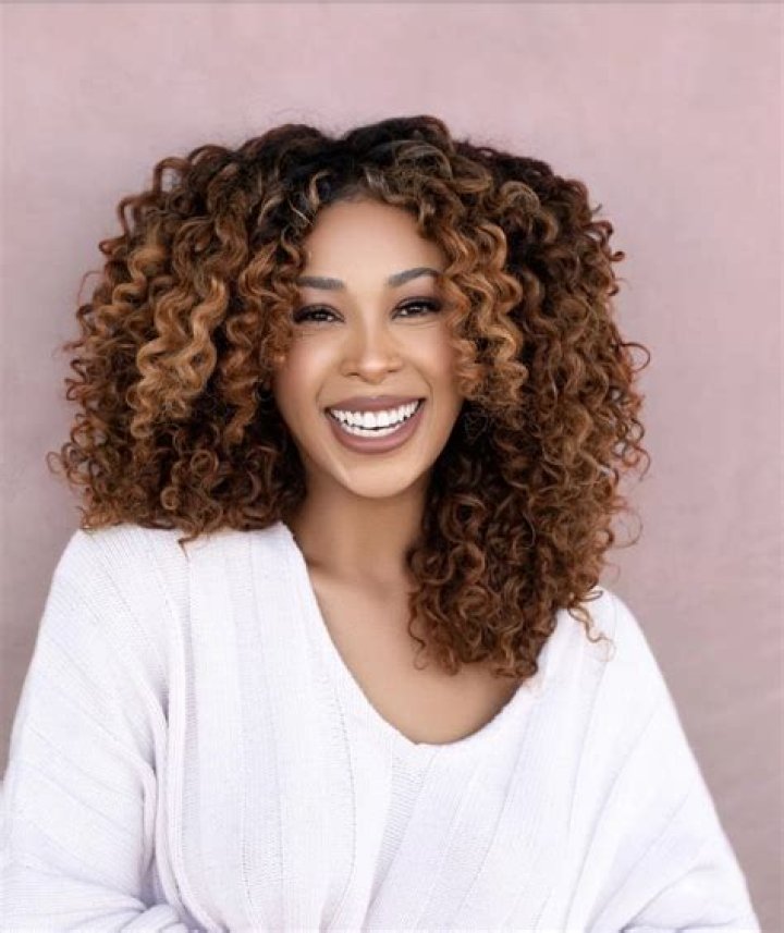 Skye Townsend - Bio, Age, Wiki, Facts and Family