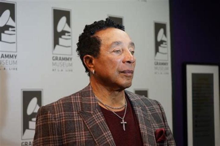 Smokey Robinson - Bio, Age, net worth, height, Wiki, Facts and Family