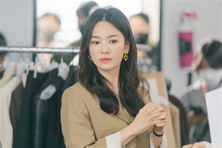 Song Hye-kyo - Bio, Age, Wiki, Facts and Family