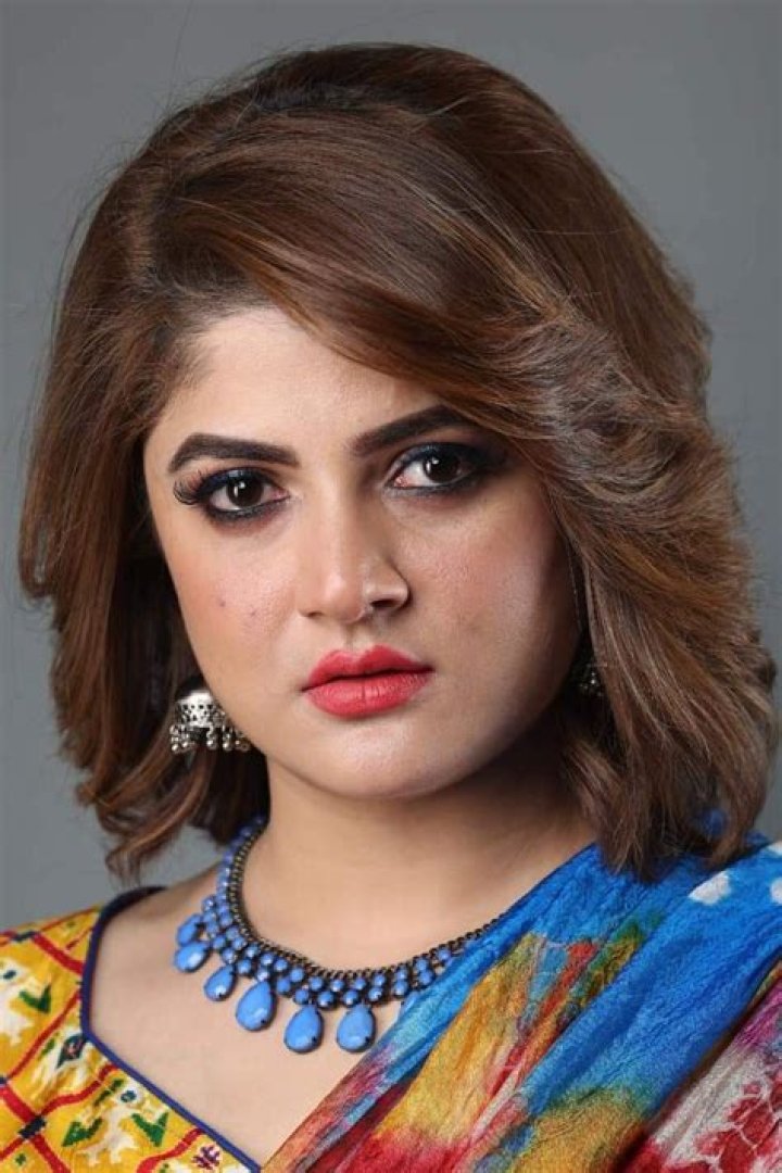 Srabanti Chatterjee - Bio, Age, Wiki, Facts and Family