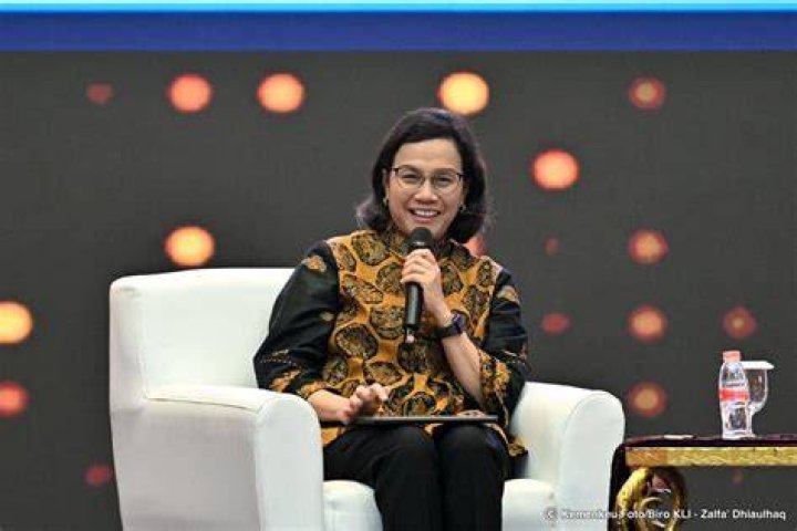 Sri Mulyani Indrawati - Bio, Age, Wiki, Facts and Family